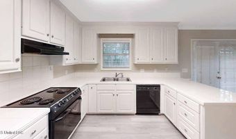 594 Acorn Ln, Brandon, MS 39047