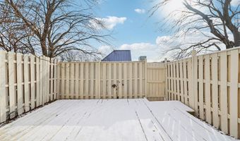 8703 VILLAGE GREEN Ct, Alexandria, VA 22309