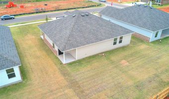 924 S Bear Ln, Mustang, OK 73064