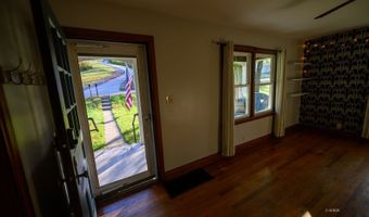 43 Pomeroy Rd, Athens, OH 45701