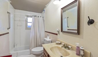 300 Swallow Pl, Alamogordo, NM 88310