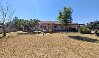 2101 Peach Tree St, Alpine, TX 79830