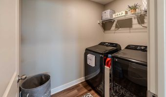 2012 NW Applewood St, Ankeny, IA 50023