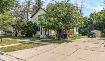 730 N STATE St, Appleton, WI 54911