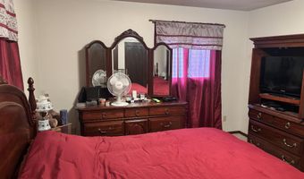 107 Golf Course Dr, Armstrong, IA 50514