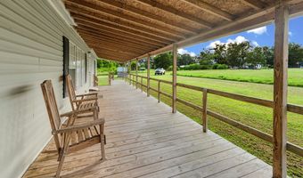 82 Harris Rd, Baxley, GA 31513