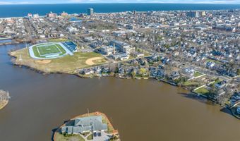 3 Sunset Dr, Asbury Park, NJ 07712