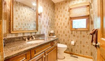 7025 Stonington Rd, Anderson Twp., OH 45230