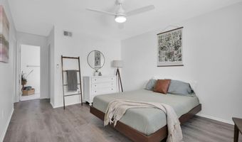 639 AQUATIC Dr, Atlantic Beach, FL 32233