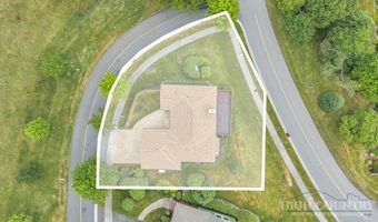 123 Liberty Ln, Banner Elk, NC 28604