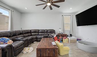 2667 E BLUFF SPRING Ave, Apache Junction, AZ 85119