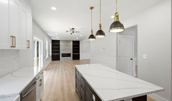 125 Pennsylvania Ave, Barnegat, NJ 08005