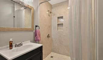 2417 Georgetown Dr, Bartlesville, OK 74006