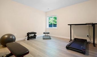 6685 JESSAMINE Ct, Annandale, VA 22003