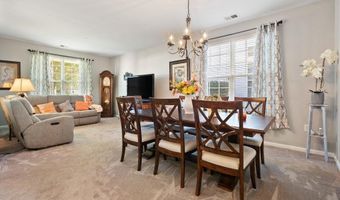 24 POND VIEW Cir, Barnegat, NJ 08005