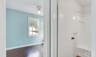 1410 E 51st St, Savannah, GA 31404