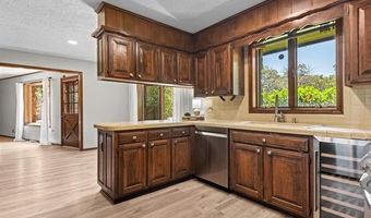 639 Oakridge Dr, Bartlesville, OK 74006