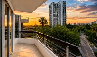 3600 MYSTIC POINTE Dr 608, Aventura, FL 33180
