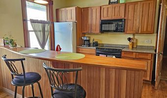 30 Chapin St, Brattleboro, VT 05301