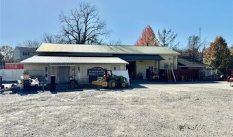 3015 Belle St, Alton, IL 62002