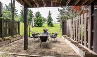 2503 Meade Ct, Ann Arbor, MI 48105