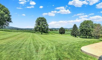 105 MISTY Ln, Oley, PA 19606