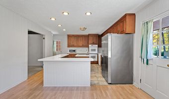 2713 WESTMEADE Rd, Albany, GA 31721