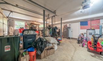 37 Evergreen Rd, Alloway, NJ 07461