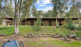 823 Rice Canyon Rd, Fallbrook, CA 92028