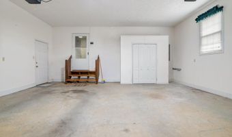 53 Woodlake Cir, Altavista, VA 24517
