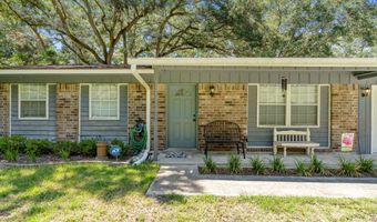 1 Country Manor Rd, Beaufort, SC 29906