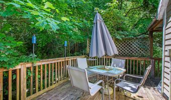 390 Aquone Rd, Andrews, NC 28901