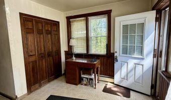 130 Crestview Ave, Absecon, NJ 08201