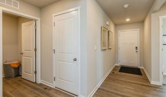 2609 Chan Dr Plan: Hamilton, Adel, IA 50003