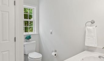22121 WOODS EDGE Ct, Bridgeville, DE 19933