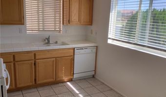11562 Oak St, Apple Valley, CA 92308