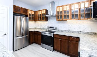5016 IVORY WALTERS Ln SE, Washington, DC 20019