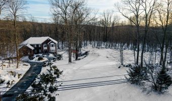 322 Andover Sparta Rd, Andover, NJ 07860