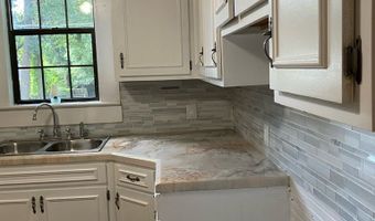 709 COLLEGE St, Bainbridge, GA 39817