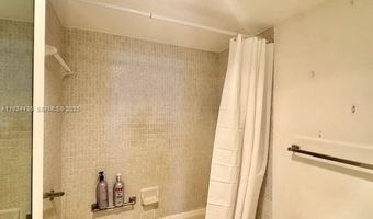 20335 W Country Club Dr 2101, Aventura, FL 33180