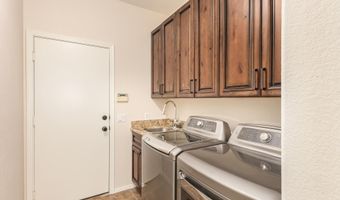 804 W BEECHNUT Dr, Chandler, AZ 85248