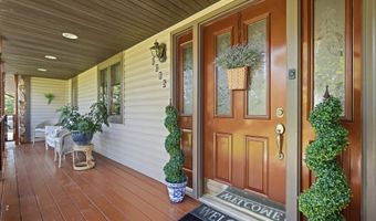 6095 E Division Rd, Angola, IN 46703