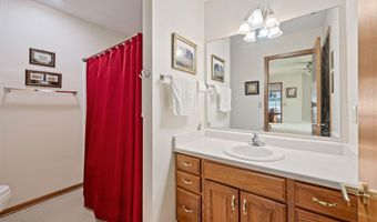 920 Robin Cir, Altoona, IA 50009