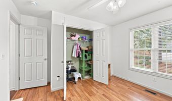 612 Seymour St, Aberdeen, NC 28315