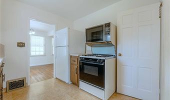 868 Davies Ave, Akron, OH 44306