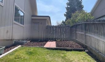 1020 Carriage Ln, Casper, WY 82609