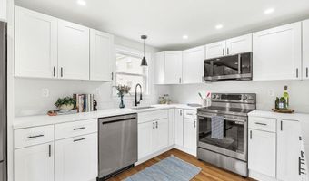 39 Collins St, Boston, MA 02136