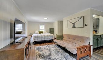 39 Evergreen Dr, Berlin, VT 05602