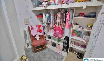 221 Ridge Ave, Allentown, PA 18102