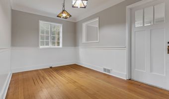 148 Wildwood Rd, Algonquin, IL 60102